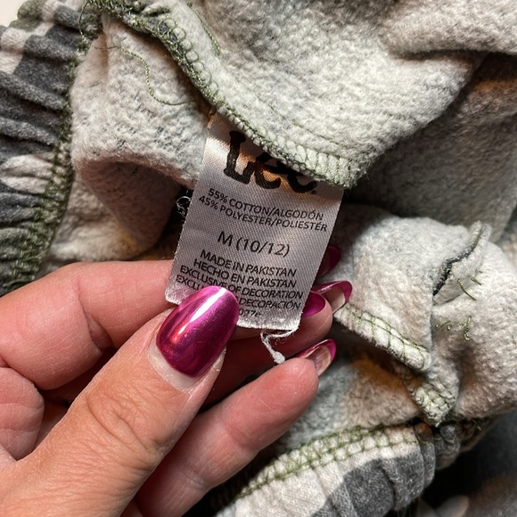 Bundle of two boys Lee jogger pants size 10/12 with pockets and drawstring waist - Picture 6 of 9